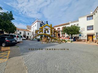 House  Calle poeta miguel gámez quintana