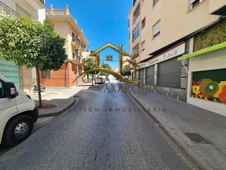 Pis  Calle travesía del río