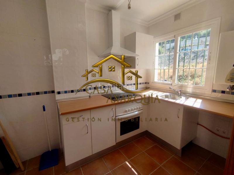 Foto 4e34b5e4-ca44-4372-a9e8-6da646028ee6. Casa a schiera con parcheggio piscina in Alcaucín