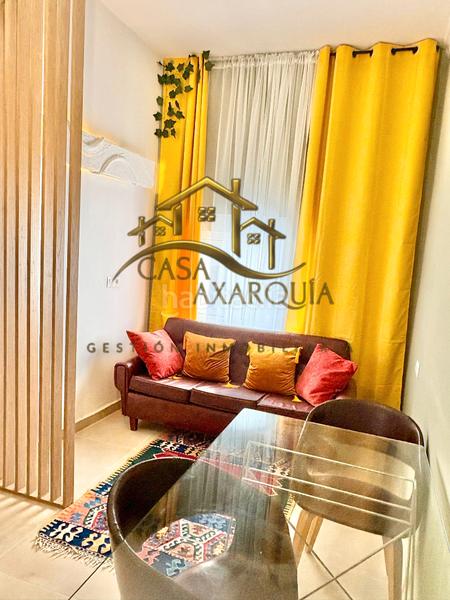 Foto d0a545a4-8fc9-4205-9bdd-e4c2eb69b278. Casa aparellada a Centro Histórico Vélez - Málaga