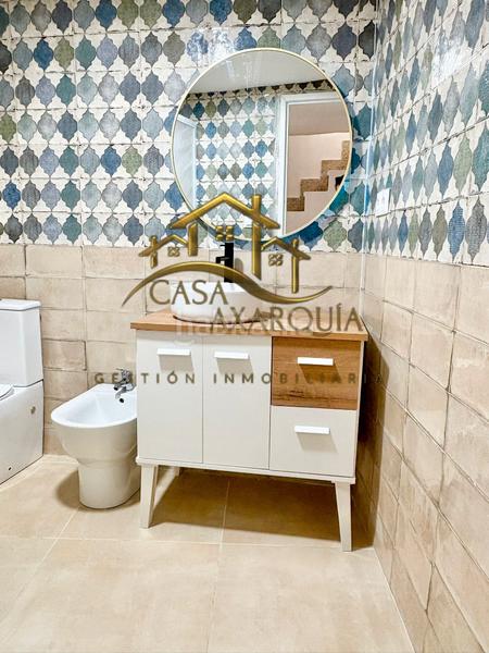 Foto f41782ad-279e-41ba-8e96-128bf9d68567. Maison jumelée dans Centro Histórico Vélez - Málaga