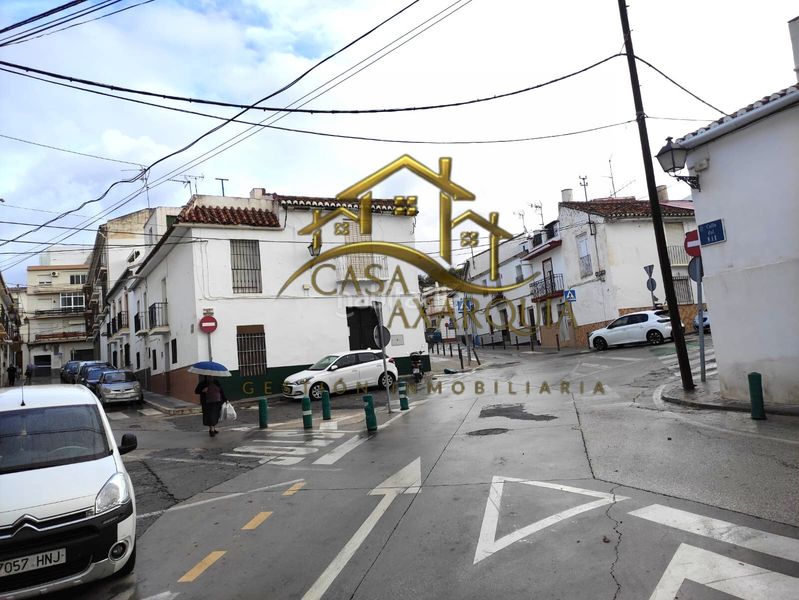 Foto fb5b0825-fe22-44f6-a1f2-505bde33bb3d. Casa en Hispanidad - Vivar Téllez Vélez - Málaga
