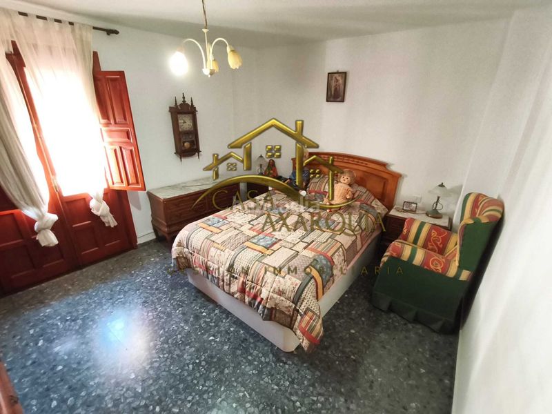 Foto 9696fc41-66a9-4c2e-995c-8fe6be43f64f. Casa amb xemeneia a Centro Histórico Vélez - Málaga