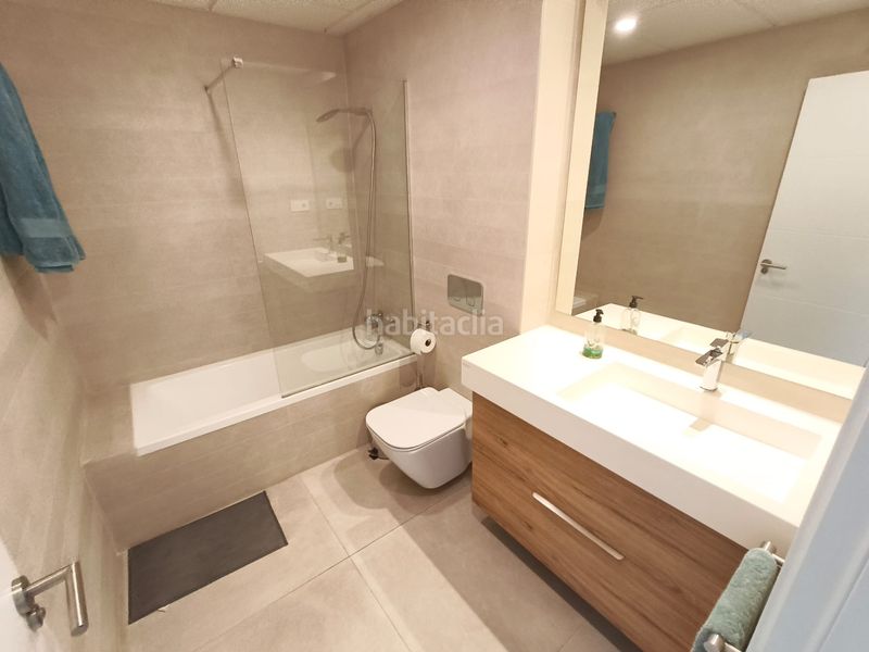 Foto 55c40517-a9f6-4e9f-ad4b-49131c01ca19. Àtic amb piscina a Los Álamos Torremolinos