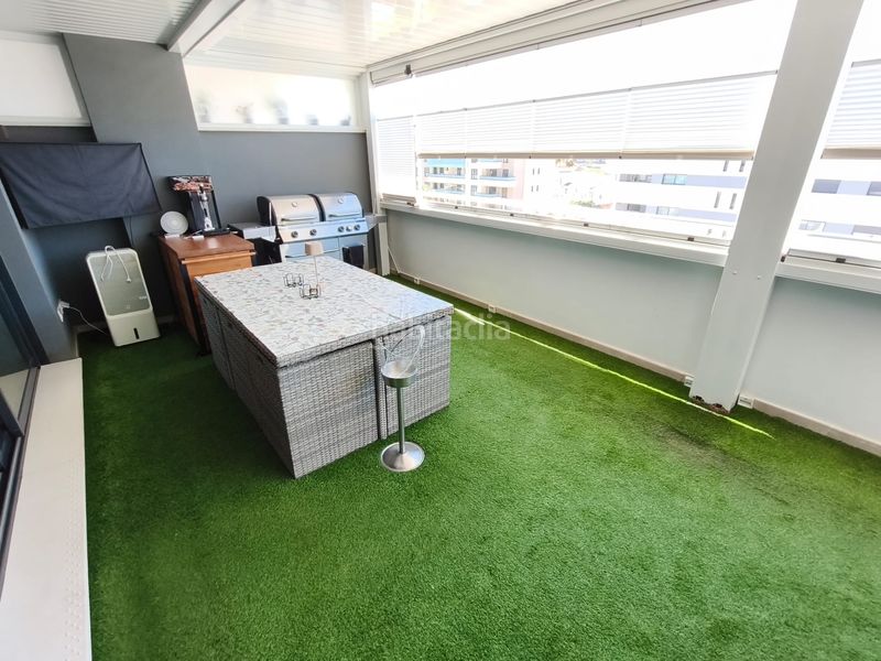 Foto 7146353d-9d32-4b81-94bd-fc924e245c26. Àtic amb piscina a Los Álamos Torremolinos