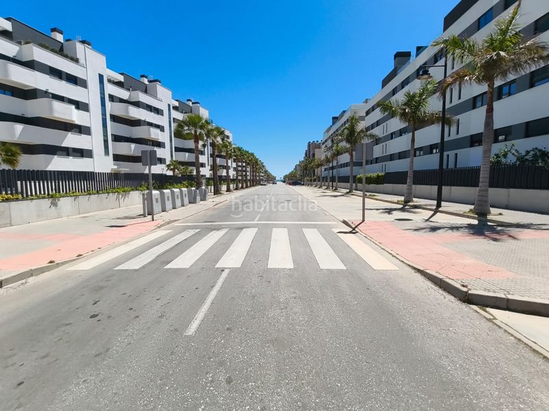 Foto ff30d19b-f072-4703-9f16-1d7bf38fa25e. Àtic amb piscina a Los Álamos Torremolinos