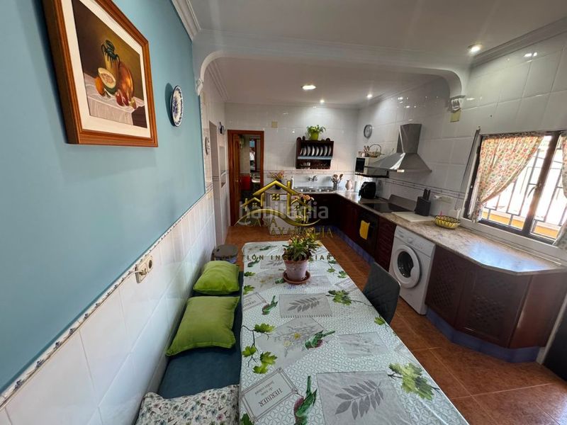 Foto bf3a9e0c-ec80-4179-9c61-a21b1e92022e. Casa adossada a Puertosol Málaga