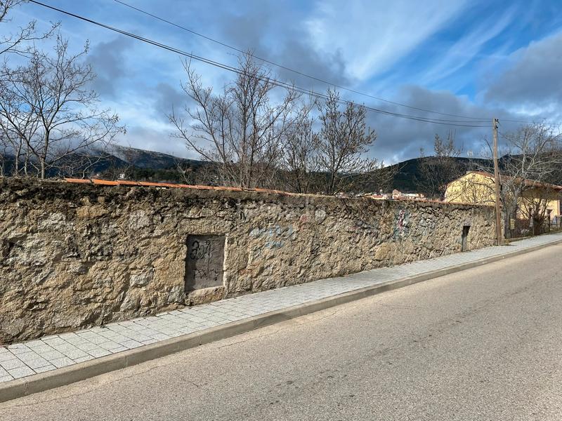 Foto d9f6ab7d-05cb-4334-a084-de68eda9fe1f. Terreno residenziale in Cercedilla