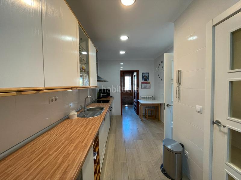 Foto f6a6e1e9-1bd5-498a-940e-94ec090fd3cf. Pis amb xemeneia calefacció a Cercedilla