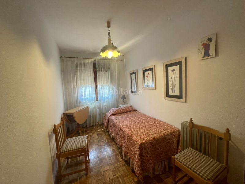 Foto b9656f4c-ae70-437b-a61f-295c3e962912. Piso  en venta () en Cercedilla