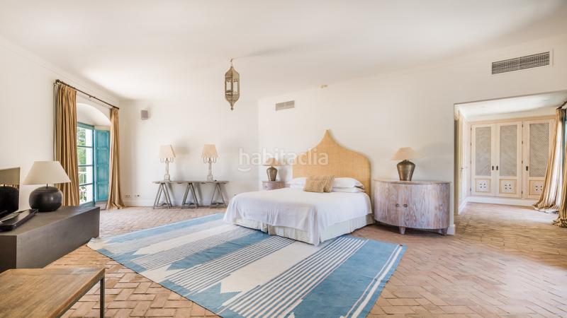 Foto bdebe7db-ec41-4944-b32f-9daa6ded8c0b. Affitto chalet con camino riscaldamento parcheggio piscina in Sotogrande