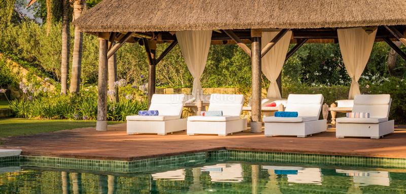 Foto 9c97f06a-4f33-4c56-aba8-80a6a1b0a40a. Miete chalet mit kamin heizung parking pool in Sotogrande alto Sotogrande