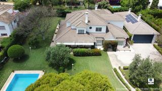 Chalet  Avenida de visley. Casa independiente con piscina en venta en jerez de la frontera,