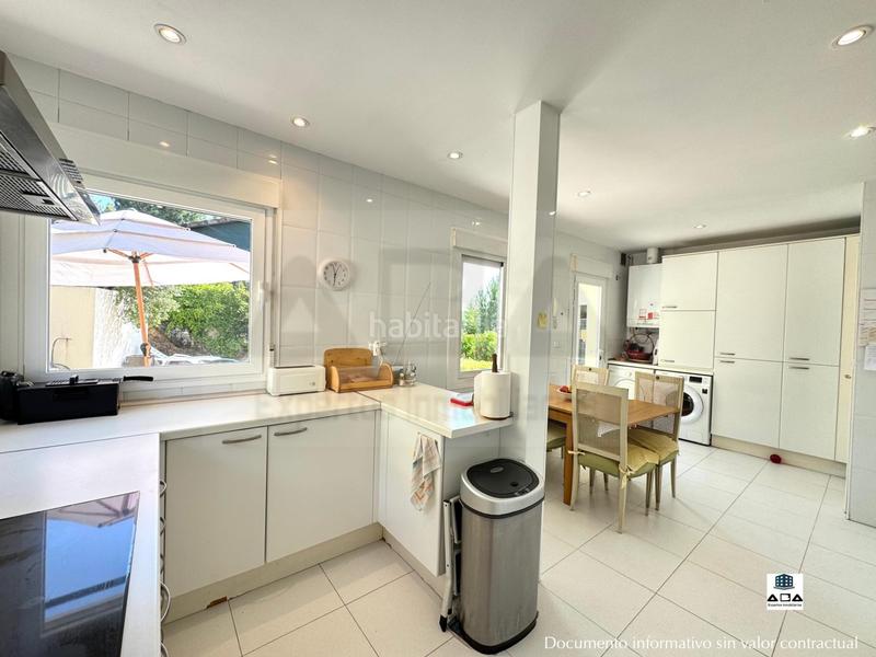 Foto 6a1abbea-4f96-4781-beb0-b26c96214271. Chalet  de lujo en los peñascales con vistas al lago en venta aba expertos inmobiliarios en Torrelodones