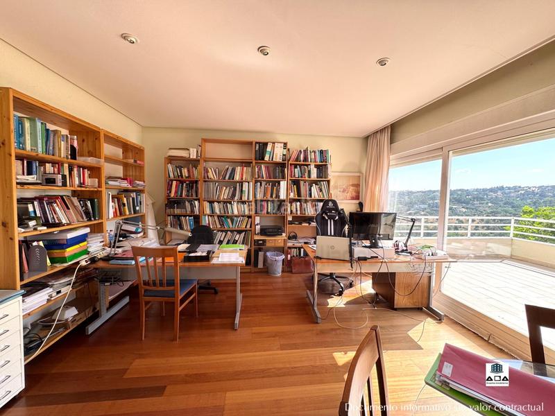 Foto 8246522e-6dc8-4342-bf3b-8c43d572932f. Chalet  de lujo en los peñascales con vistas al lago en venta aba expertos inmobiliarios en Torrelodones