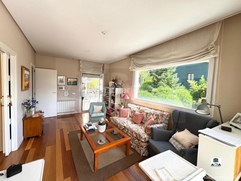 Foto a9a248db-b3ec-4462-aa41-3601c0d16d00. Chalet  de lujo en los peñascales con vistas al lago en venta aba expertos inmobiliarios en Torrelodones