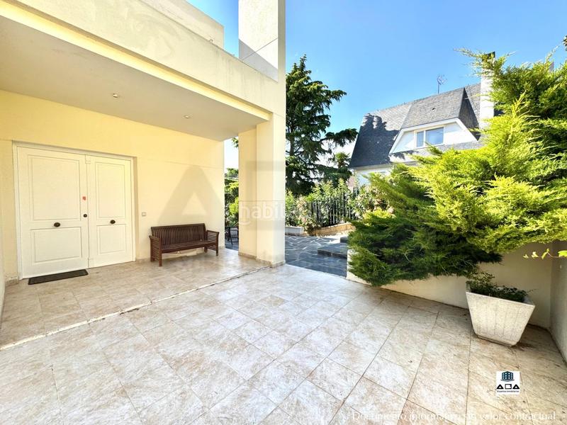 Foto f06c09bd-ba67-4f3d-98b6-b50f00d4dc7b. Chalet  de lujo en los peñascales con vistas al lago en venta aba expertos inmobiliarios en Torrelodones