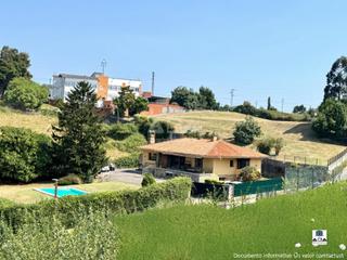 Chalet  Camino del vallín de la providencia. Chalet independiente en somió, gijón  vivienda premium con jardí