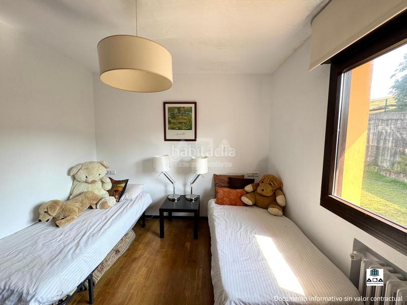 Foto 10636a51-875d-4a7c-a6b1-7f810f8c5737. Chalet espectacular chalet en la mejor zona a 1 km de la playa aba expertos inmobiliarios en Gijón