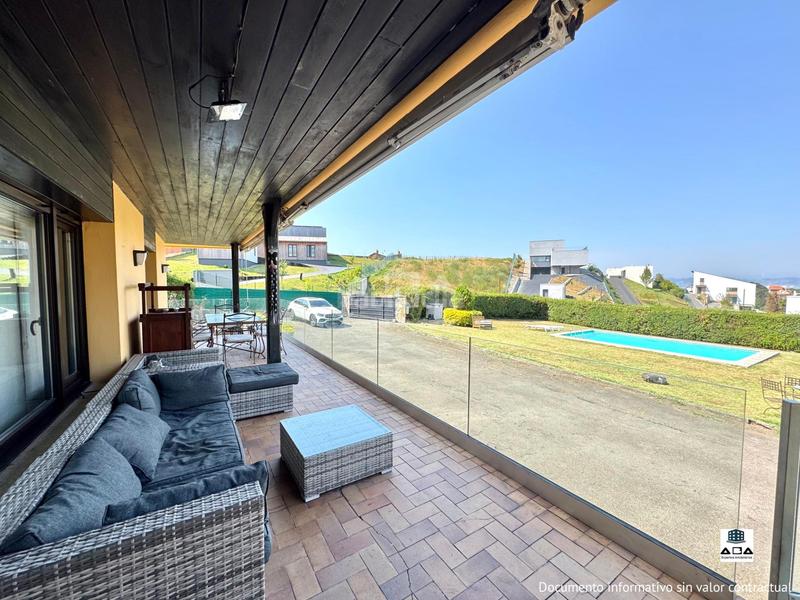 Foto 2642f1c7-585e-44d5-bcc3-ed6e4120e028. Chalet espectacular chalet en la mejor zona a 1 km de la playa aba expertos inmobiliarios en Gijón