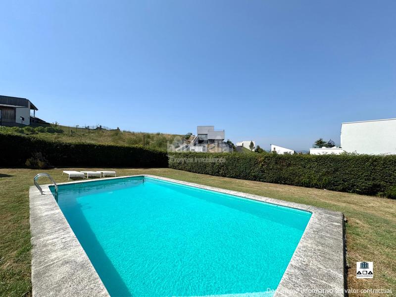 Foto 4884428e-527f-432e-8994-816b5e6e4de0. Chalet espectacular chalet en la mejor zona a 1 km de la playa aba expertos inmobiliarios en Gijón