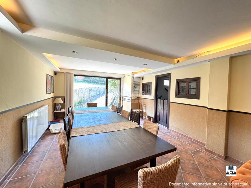 Foto 992c4d57-baf4-4f69-9d0b-e69d847d5a27. Chalet espectacular chalet en la mejor zona a 1 km de la playa aba expertos inmobiliarios en Gijón