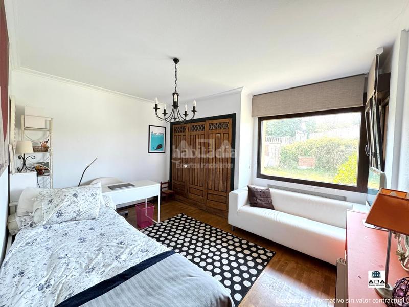 Foto a54143b5-ecd8-4049-8286-633b1d459b66. Chalet espectacular chalet en la mejor zona a 1 km de la playa aba expertos inmobiliarios en Gijón