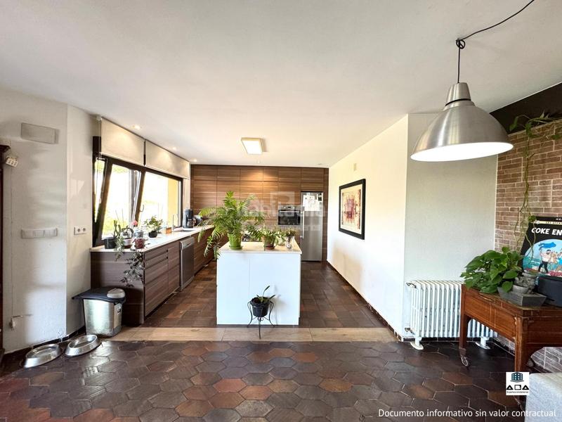 Foto a60805d2-b3c7-4a28-88b4-05073ed81503. Chalet espectacular chalet en la mejor zona a 1 km de la playa aba expertos inmobiliarios en Gijón