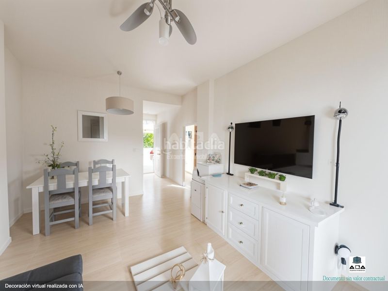 Foto eab1c217-be69-453f-af72-fcf11eb5417e. Planta baixa amb aparcament piscina a Alcossebre