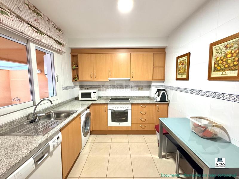 Foto f50015ae-5055-4779-8e92-0dc0720a1435. Casa a schiera con riscaldamento parcheggio piscina in Alcossebre