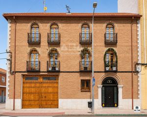 Haus  Calle murillo. Espectacular chalet en el centro de torrijos 790 m2, gran terraz