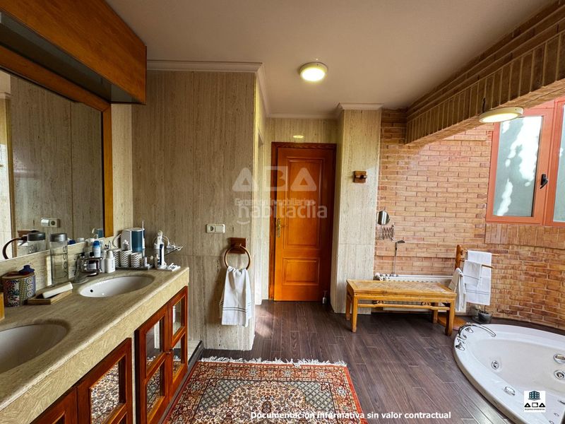 Foto 063c93c9-0f69-482c-aa2a-58cedd09bdbd. Xalet amb calefacció aparcament piscina a Villafranqueza Alicante