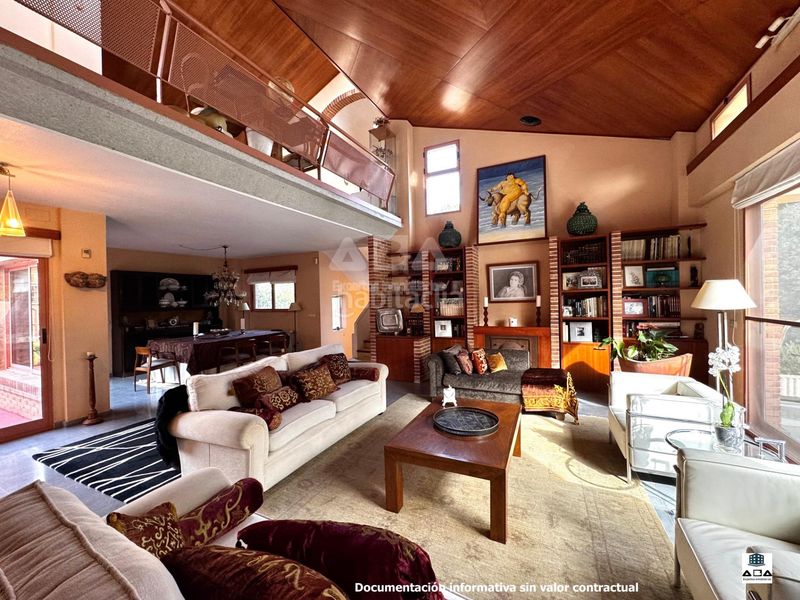 Foto 16661367-ffdc-454b-90fc-b2af59214353. Xalet amb calefacció aparcament piscina a Villafranqueza Alicante