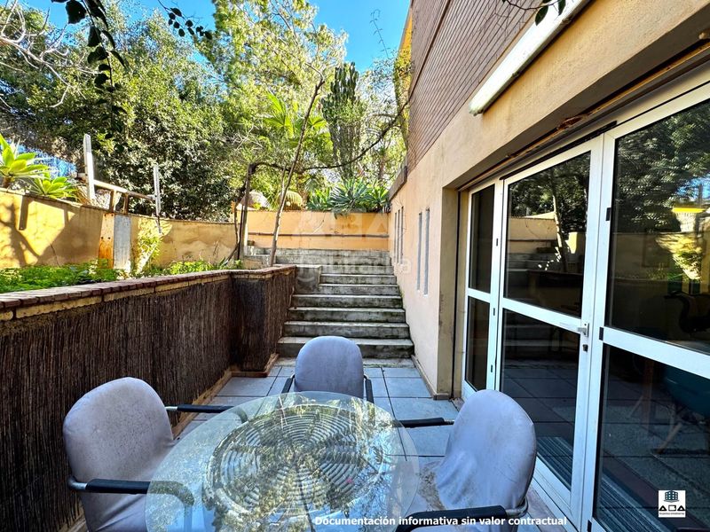 Foto 6b861471-92d0-4084-a084-2bb9ff30bd78. Chalet con riscaldamento parcheggio piscina in Villafranqueza Alicante