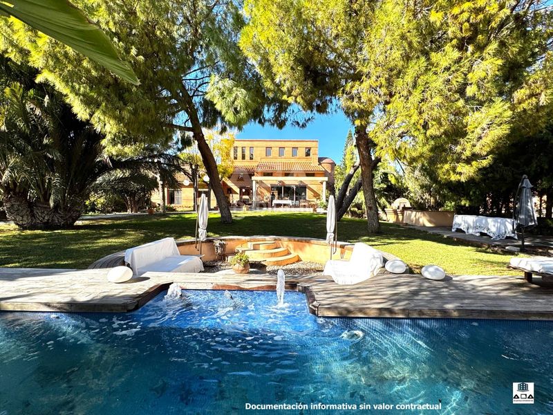 Foto a3b47734-7589-467d-a217-018f96d54d99. Chalet con riscaldamento parcheggio piscina in Villafranqueza Alicante
