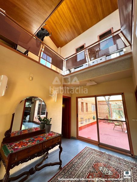 Foto bd8f2549-c6ae-4228-9f4d-f1165335cafb. Xalet amb calefacció aparcament piscina a Villafranqueza Alicante