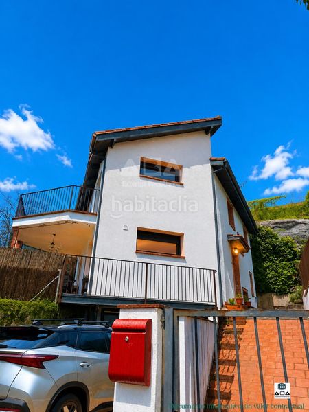 Foto 100b14fd-8f8b-4670-bd1d-230bd5b43b9c. Chalet con riscaldamento parcheggio piscina in Poyales del Hoyo