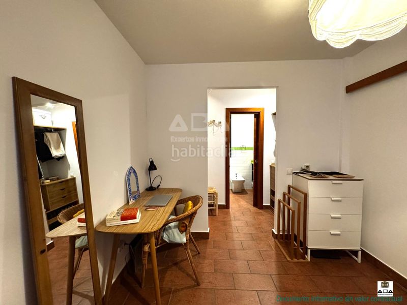 Foto c45569b5-c47f-4ca7-87c9-fe65c7502b52. Chalet con riscaldamento parcheggio piscina in Poyales del Hoyo