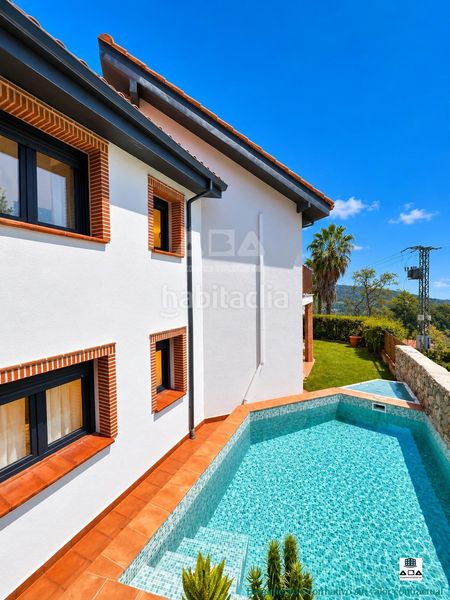 Foto fa0d3ef4-bc88-44ab-a84a-fc1d293d139b. Chalet con riscaldamento parcheggio piscina in Poyales del Hoyo