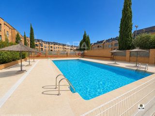 Flat  Calle castillo de arevalo. Piso exclusivo en europolis con piscina y pádel  aba expertos in