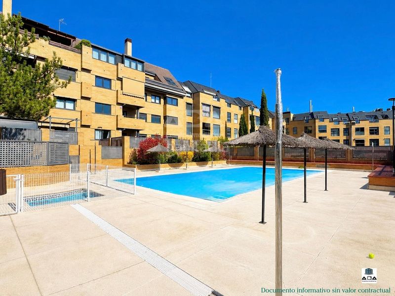 Foto 5b3d8043-dc58-46a8-9cd8-efe21d3ece8d. Pis amb calefacció aparcament piscina a Europolis Rozas de Madrid (Las)