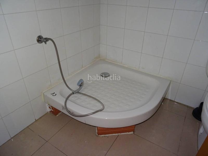 Foto 227a7f15-fdf0-45ff-bb09-a61ae85620a8. Local comercial local en venta en centro en Centre Ripollet