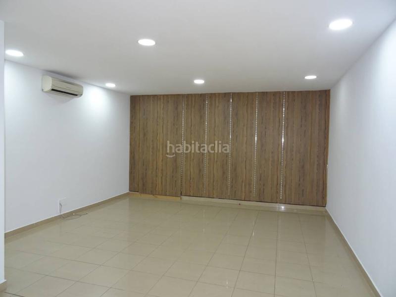 Foto 72646c4c-3c7e-451c-8b34-0c4dd81c4bd9. Local comercial local en venta en centro en Centre Ripollet