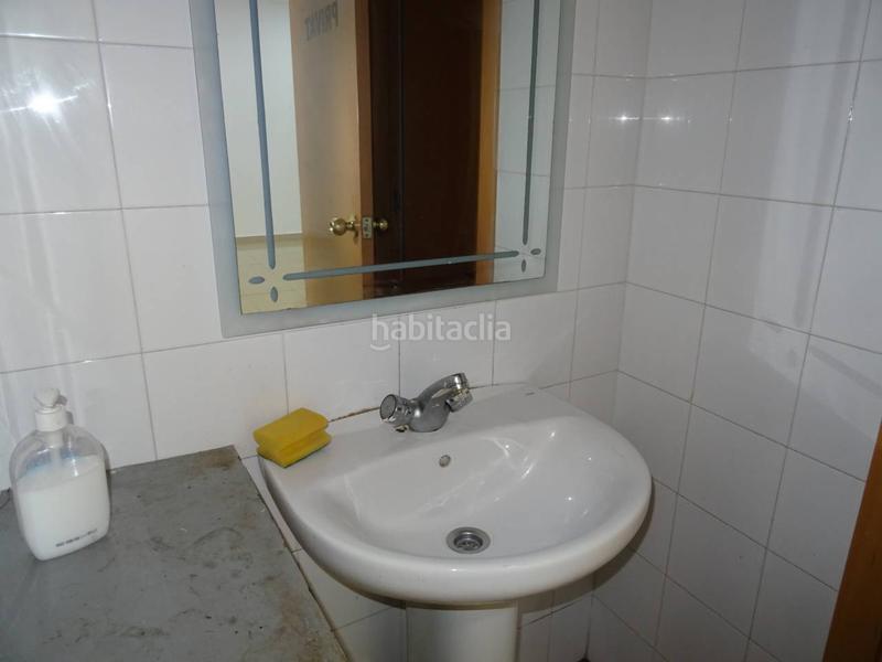 Foto c4bee69a-7d1f-4428-a291-a2e180891775. Local comercial local en venta en centro en Centre Ripollet