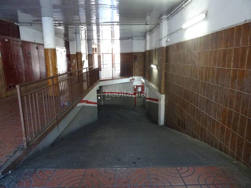 Foto b515d272-f208-4f7f-bc5a-307376f5cc8b. Aparcament cotxe a Ajuntament-Maragall Ripollet