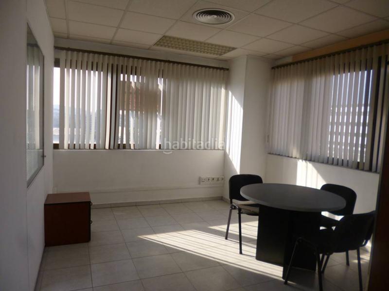 Foto 682de4d9-24ff-43a0-a756-3ce2039f599e. Local commercial dans Zona Industrial Ripollet