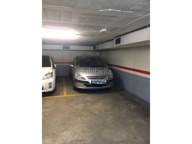 Foto 00da8571-1972-4c57-9830-1d429eb511ad. Posto auto in Ajuntament-Maragall Ripollet