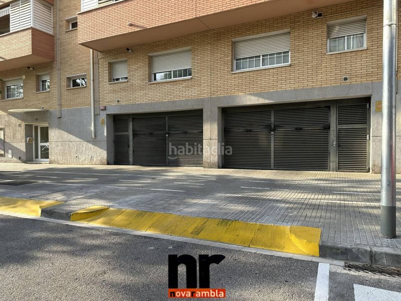 Foto 35856044-35a7-4bc7-ae14-758b89a323bb. Aparcament cotxe a Can Clos-Pinetons Ripollet
