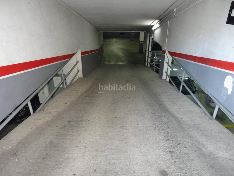 Foto 2718e5a8-6fc1-4092-af12-35cb1b638666. Lloguer aparcament cotxe a Casc Antic Ripollet