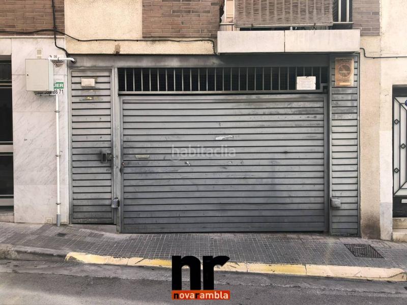 Foto 4801d1ef-b9ee-4c93-8d7c-586bd627ce0e. Location parking voiture dans Centre Ripollet